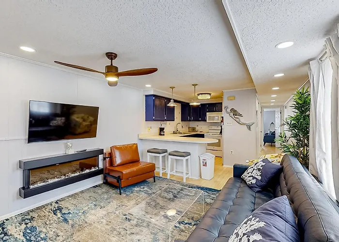 The Quarterdeck Oc Apartment Ocean City